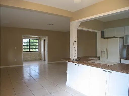 1607 NW 3rd Ave — Photo 7