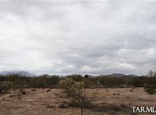 15530 W Arnota Rd, Tucson, AZ 85735