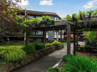 1149 Rockland Ave #401, Victoria, BC