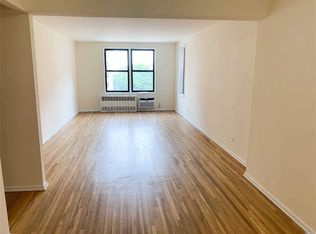 10025 Queens Blvd, Forest Hills, NY