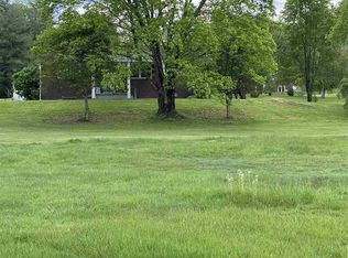 557 Esthel C Blvd, Ona, WV 25545