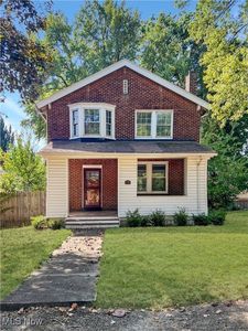 1598 Pilgrim St, Akron, OH, 44305
