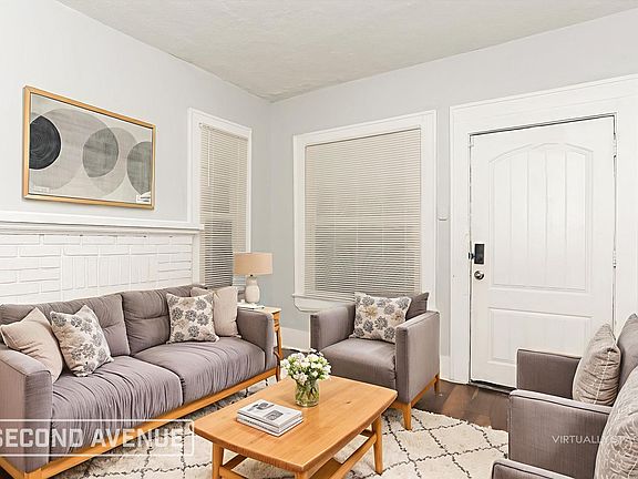 3rd image of 1417 W 6th St
