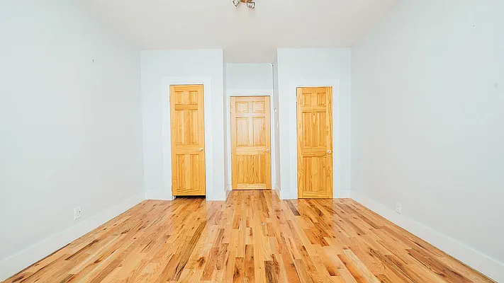 Rented by EXR | media 14