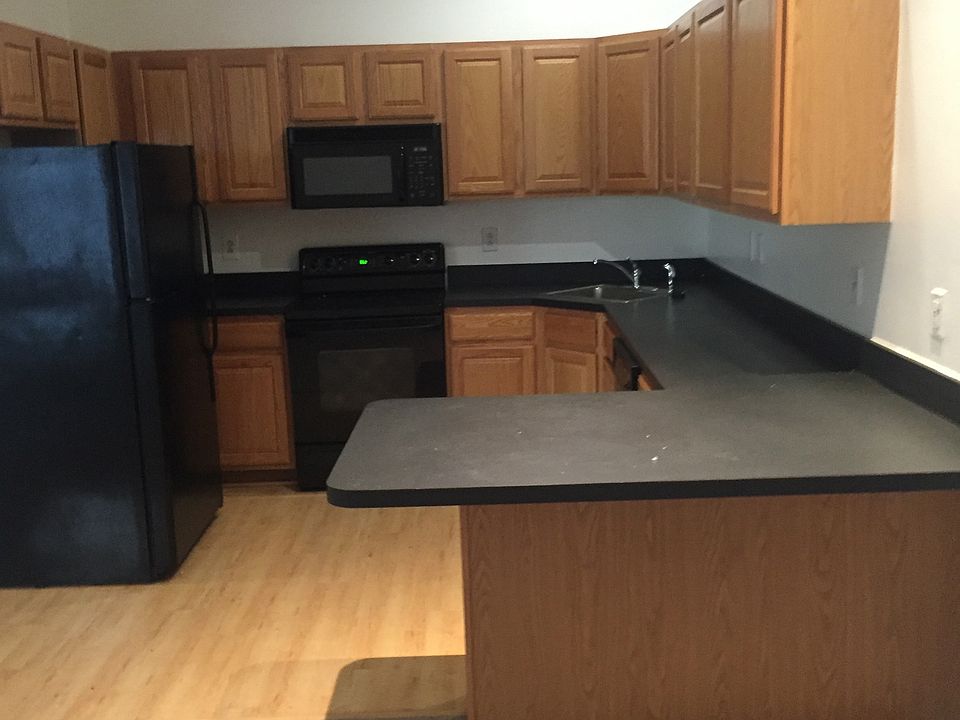 1st image of 215 N Market St APT 209