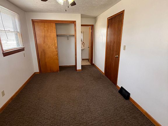 2nd image of 1300 Garfield St