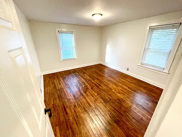 1184 Sidney St — Photo 12
