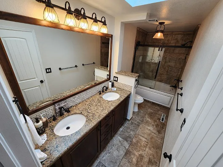 5541 Country Heights Dr — Photo 11