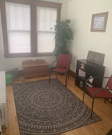 3rd image of 1092 Edson Ave