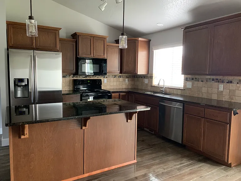 3004 W Sorbonne Dr — Photo 3