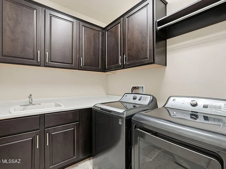 61295 E Flint Dr — Photo 34