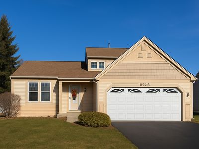 (Undisclosed Address), Elgin, IL, 60123