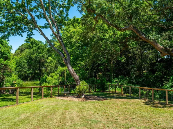 485 Fort Johnson Rd, Charleston, SC 29412