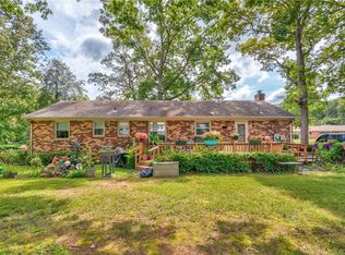 8610 Woodward Dr, North Chesterfield, VA 23236