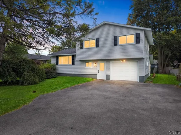 4114 Wetzel Rd, Liverpool, NY 13090