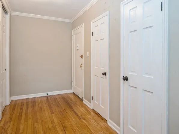 6665 Colonial Road image 3 of 24