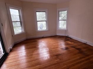 22 Fairview St #2, Waterbury, CT 06710