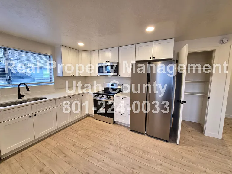 1148 W 100 N — Photo 21