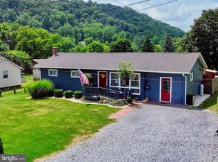 617 W Penn St, Bedford, PA 15522