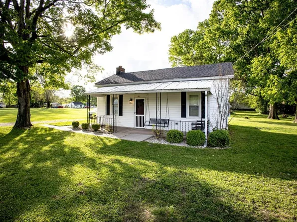 3067 3rd St, Petersburg, KY 41080