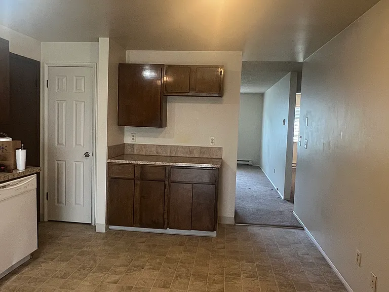 4720 Merlin St — Photo 4