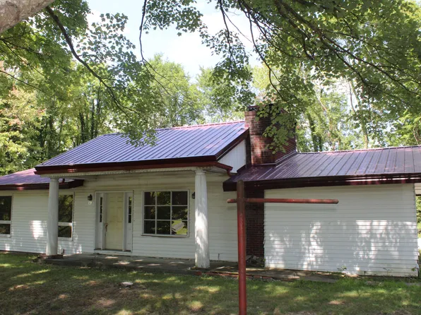469 Summersville Lake Rd, Mount Nebo, WV 26679
