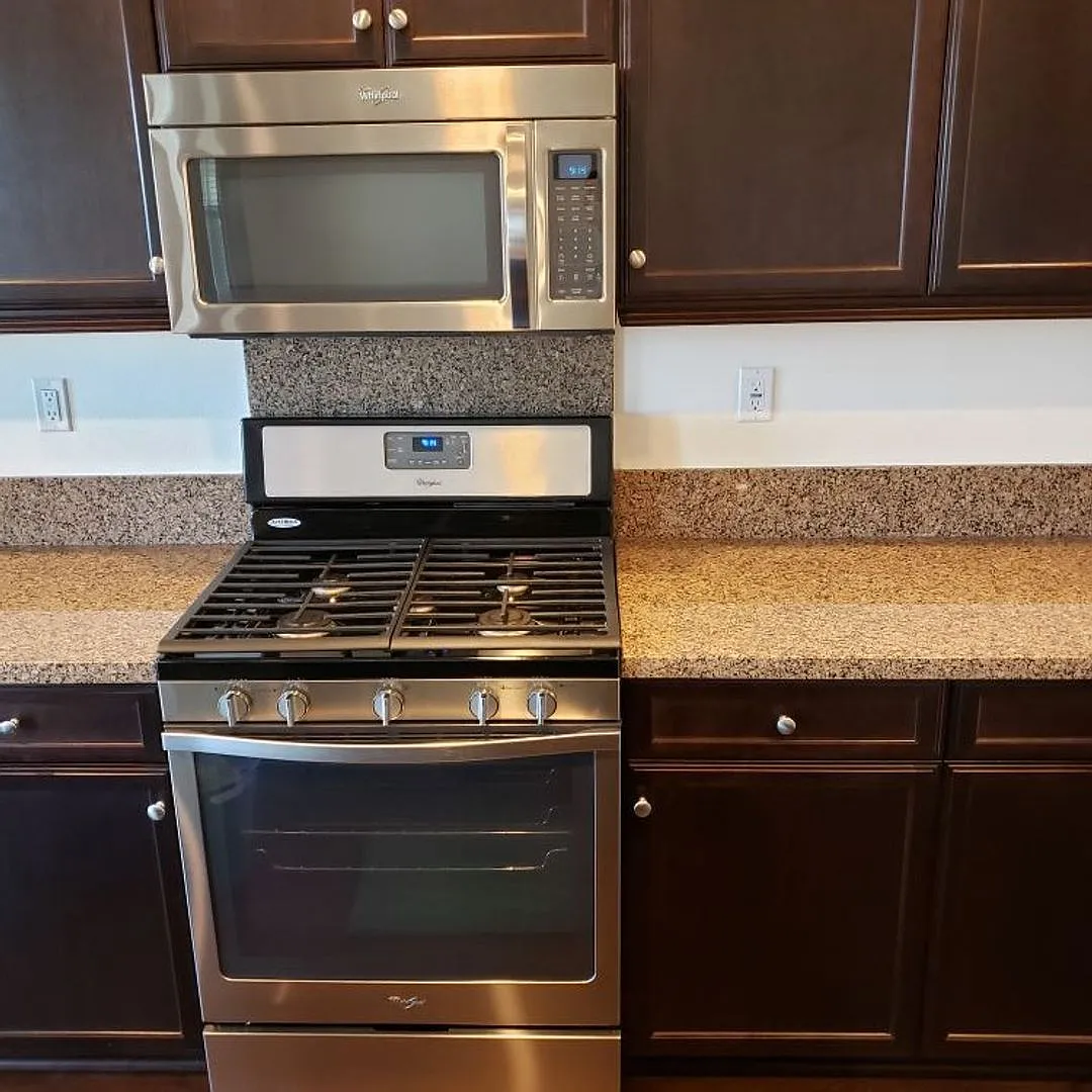 9803 Buckhorn Peak Drive - House — Photo 3