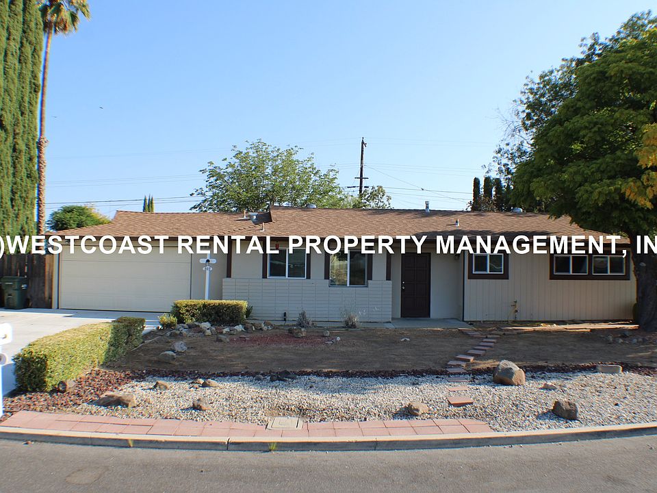 1st image of 809 Calle Clavel