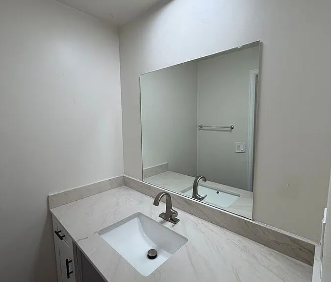 1060 Teller St #203 — Photo 9