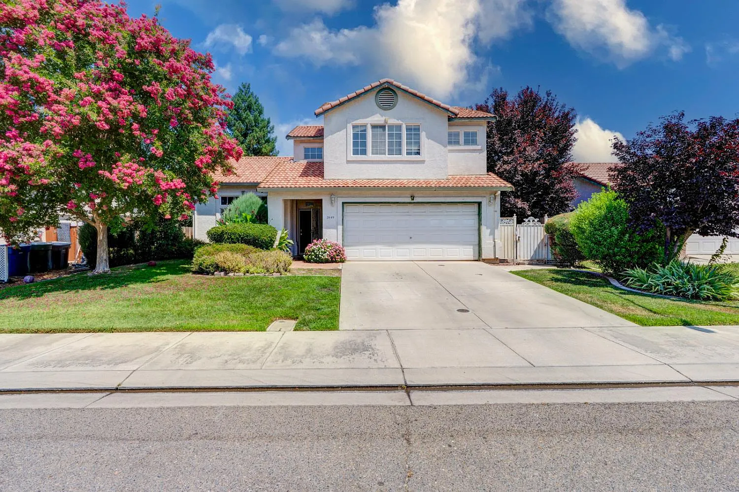 2049 Spy Glass Ct photo 1