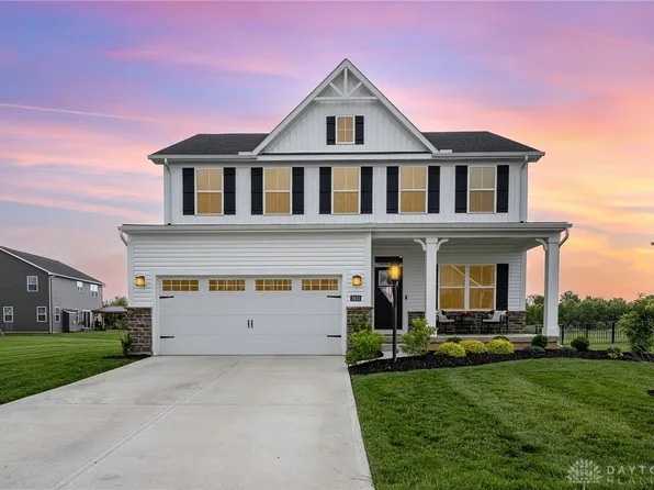 2415 David Grey Cir, Beavercreek, OH 45434