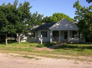 309 E Travis Ave, Mart, TX 76664