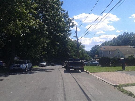 4th image of 58 10th Ave