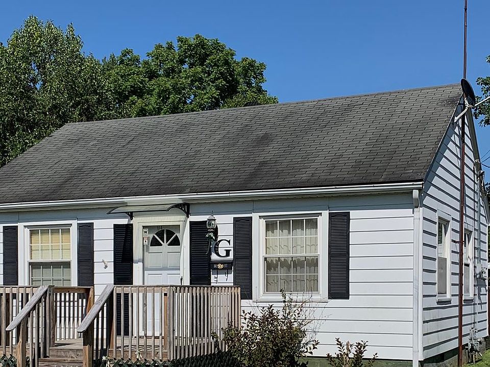 1st image of 2609 Allen St