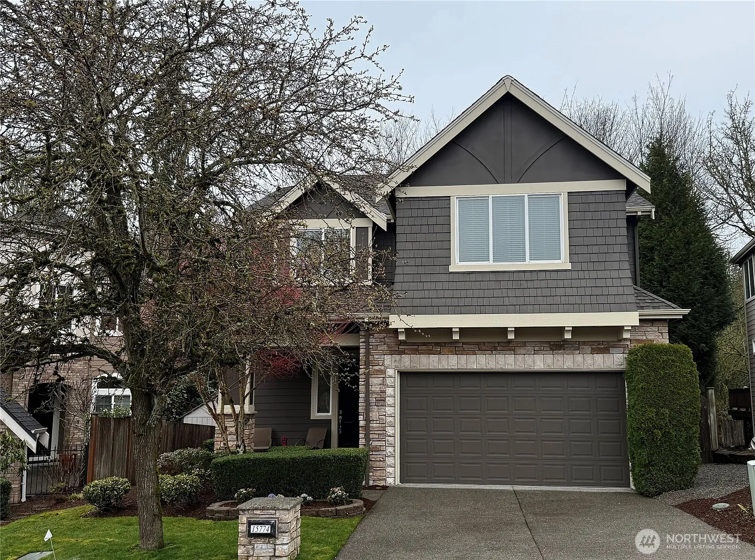 15774 NE 120th Way photo 1