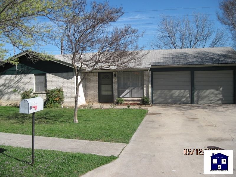 1st image of 1208 Sherry Ln