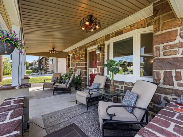 1307 Midland Rd, Conshohocken, PA 19428