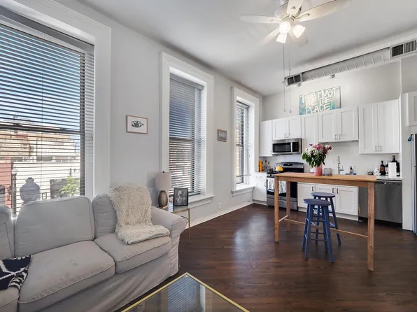 1561 N Wells St APT 2F, Chicago, IL 60610