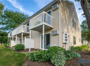 459 N Lake Pine Dr, Lakeside Marblehead, OH 43440