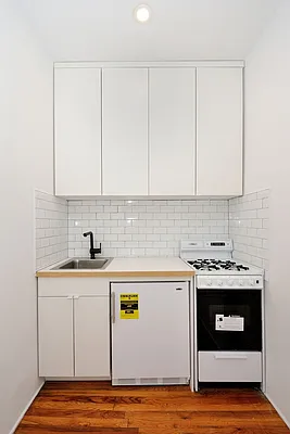 Rented by Aether Property Group | media 17