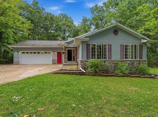 W2262 Harver Ct, Brownsville, WI 53006