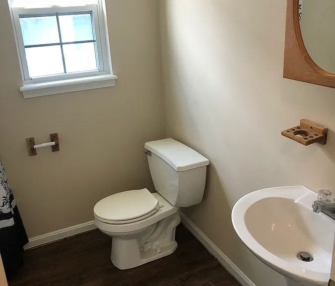 3449 Powell Ave — Photo 9
