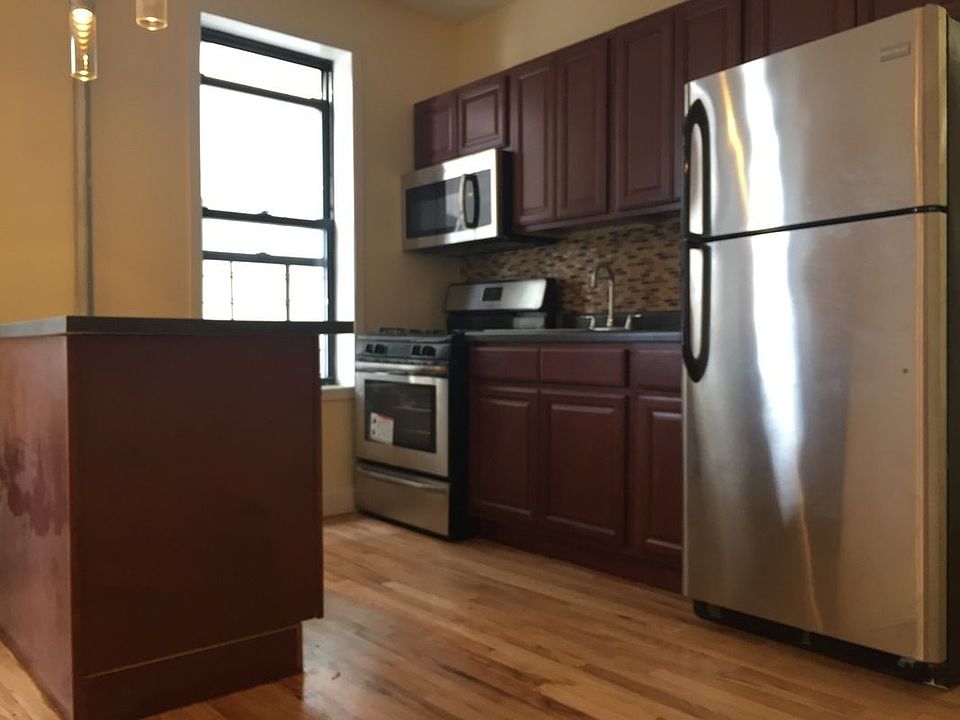 1st image of 2484 A C Powell Blvd APT 10