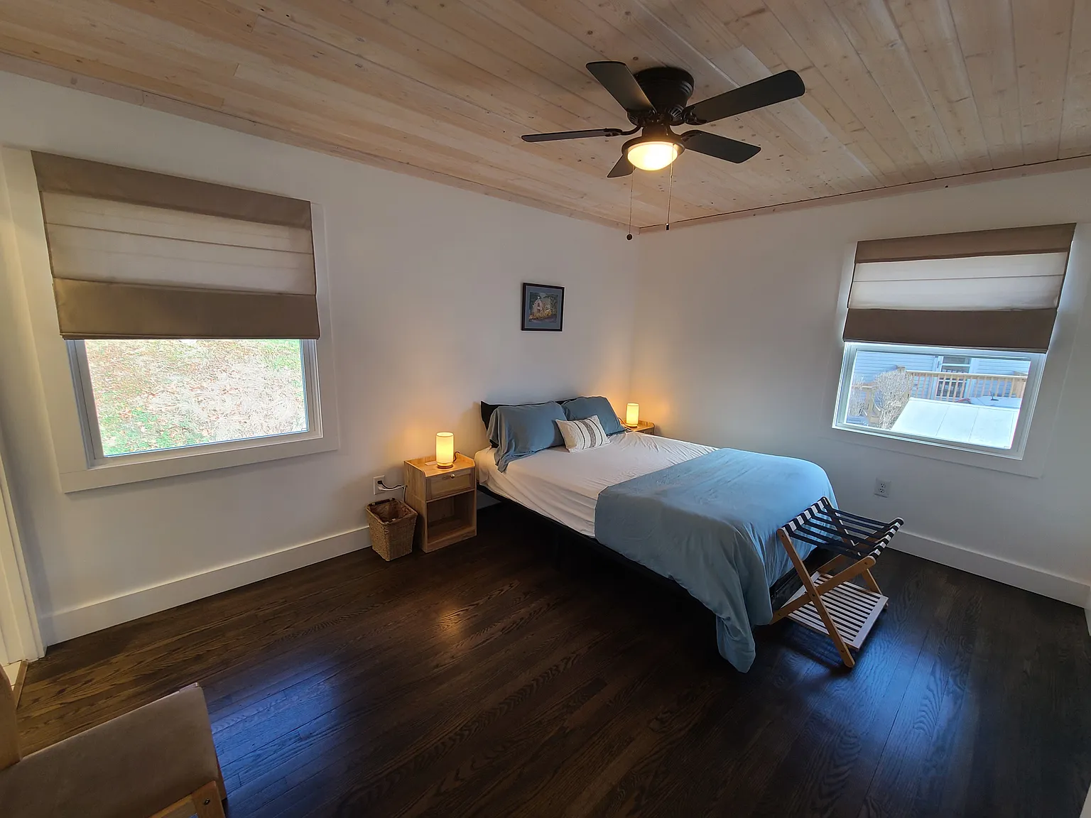 3 bed, 1.5 bath, 1440 sqft, $2,100 — Photo 3