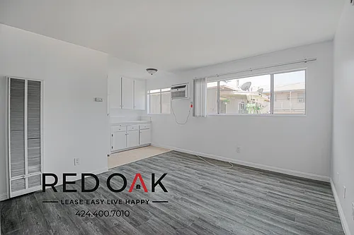 333 N Brand Blvd Photo 1
