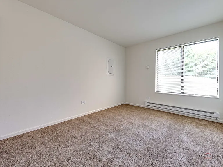 Hawthorne Glen Apartments — Photo 15