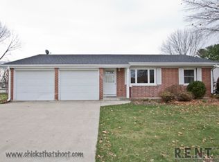 1320 Highland Dr, Rochelle, IL 61068
