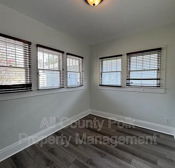202 W Belmar St — Photo 26