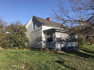 6468 New River Rd, Radford, VA 24141