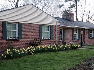 351 Geyer Forest Dr, Saint Louis, MO, 63122